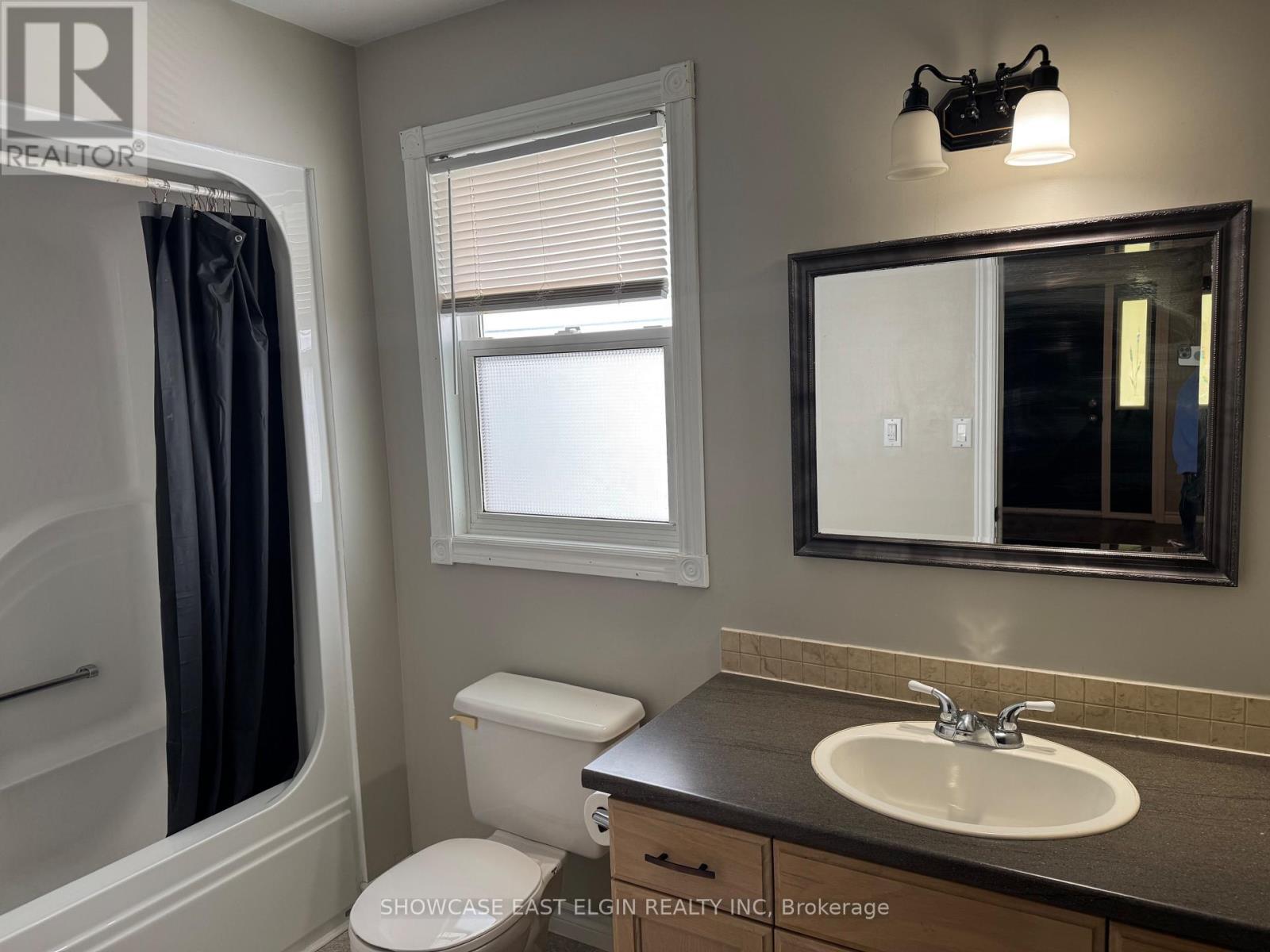 28 Melanie Drive, Aylmer, Ontario  N5H 3G6 - Photo 10 - X13240552
