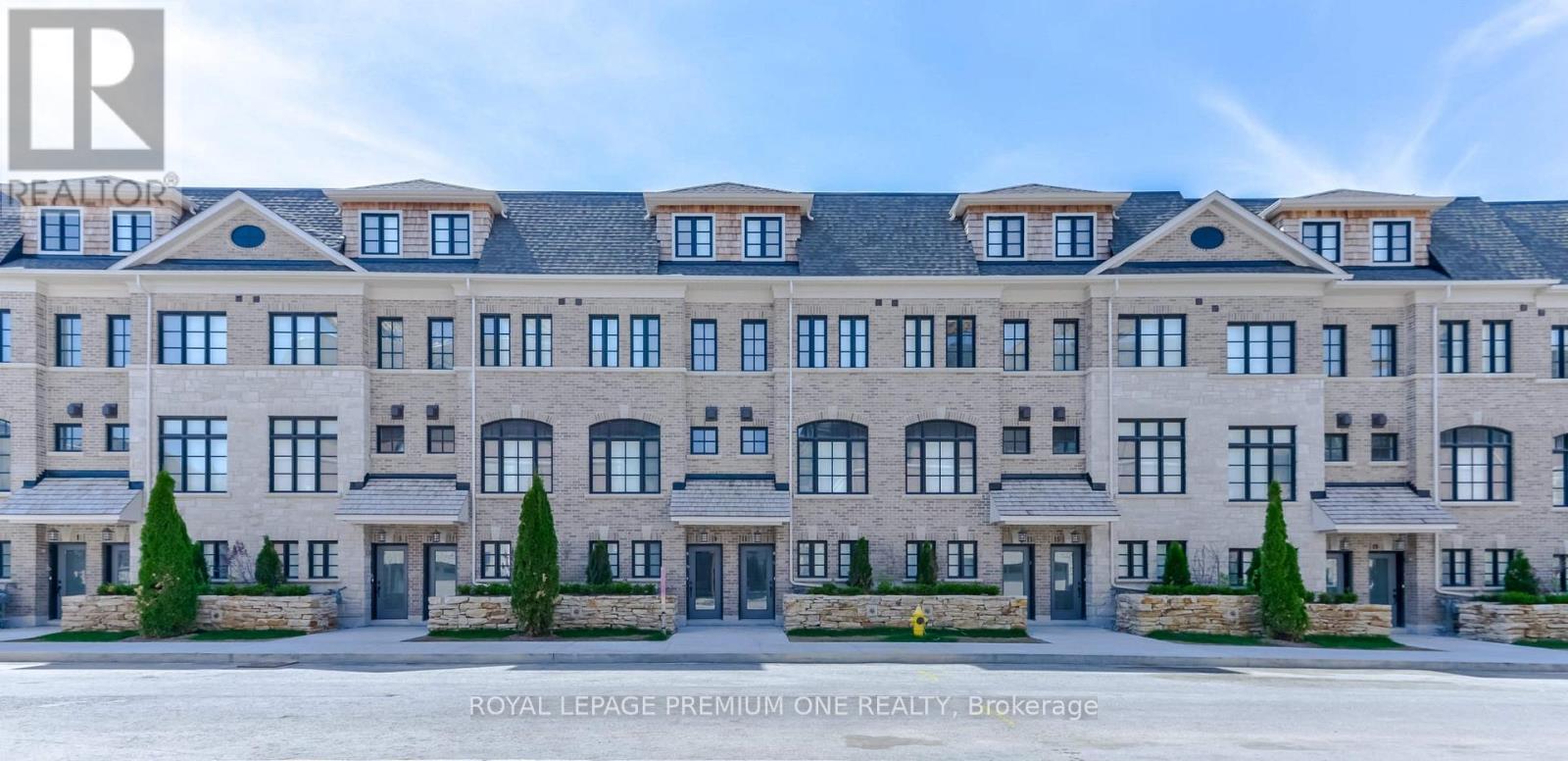 33 SALVADOR ALLENDE COURT, Toronto, Ontario