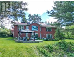 353 MACPHERSON DRIVE, East Ferris, Ontario