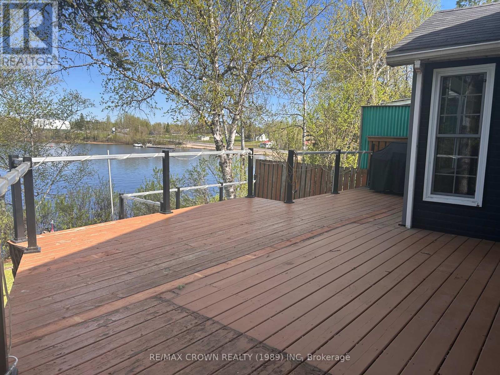 12 Paterson, Remi Lake, Moonbeam Road, Kapuskasing, Ontario  P0L 1V0 - Photo 2 - T13240716