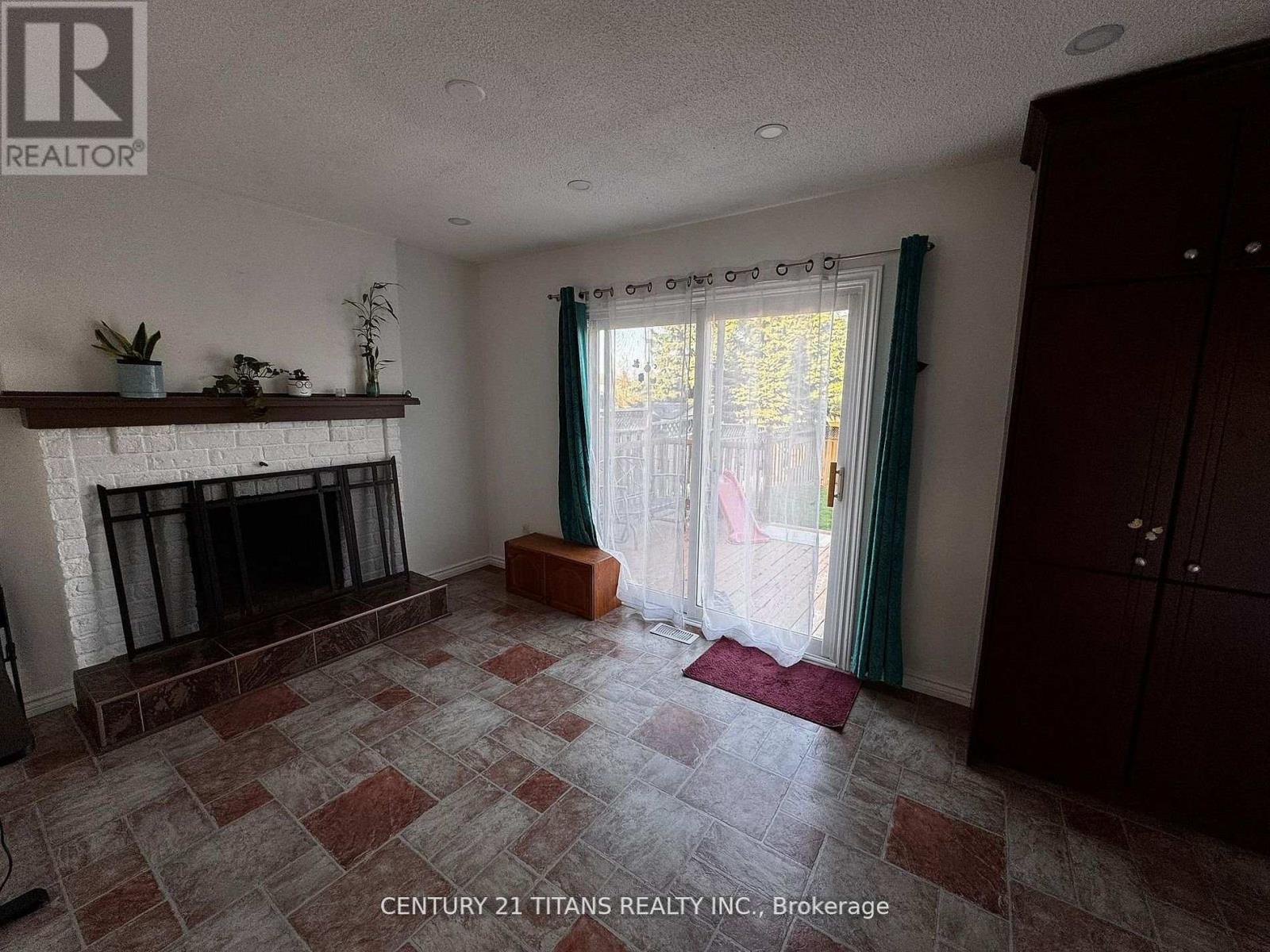 20 Hemingford Place, Whitby, Ontario  L1R 1G1 - Photo 18 - E13240270