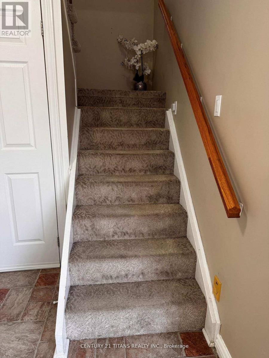 20 Hemingford Place, Whitby, Ontario  L1R 1G1 - Photo 31 - E13240270
