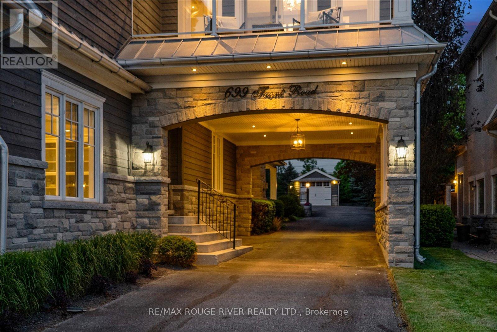 699 Front Road, Pickering, Ontario  L1W 1P1 - Photo 46 - E13240426