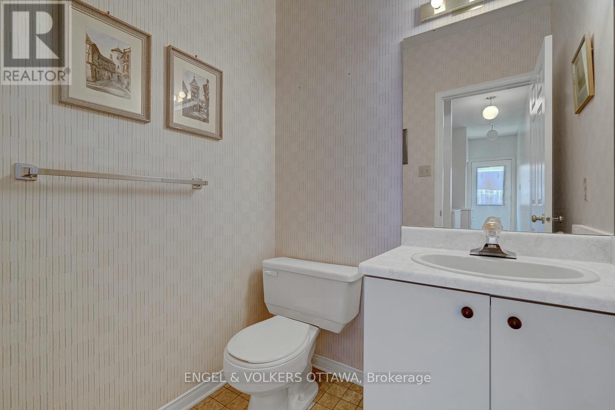 210 Cypress Court, Ottawa, Ontario  K2H 8Z8 - Photo 25 - X13240722