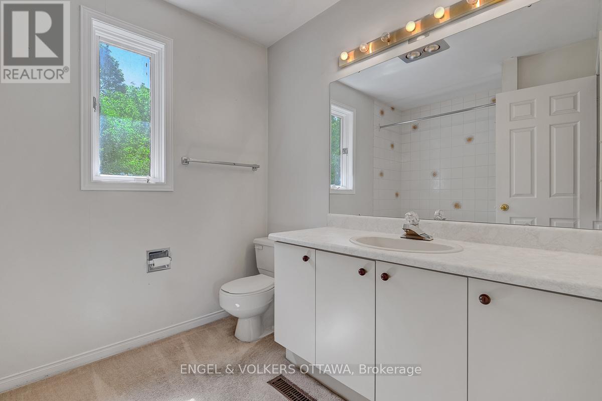 210 Cypress Court, Ottawa, Ontario  K2H 8Z8 - Photo 31 - X13240722