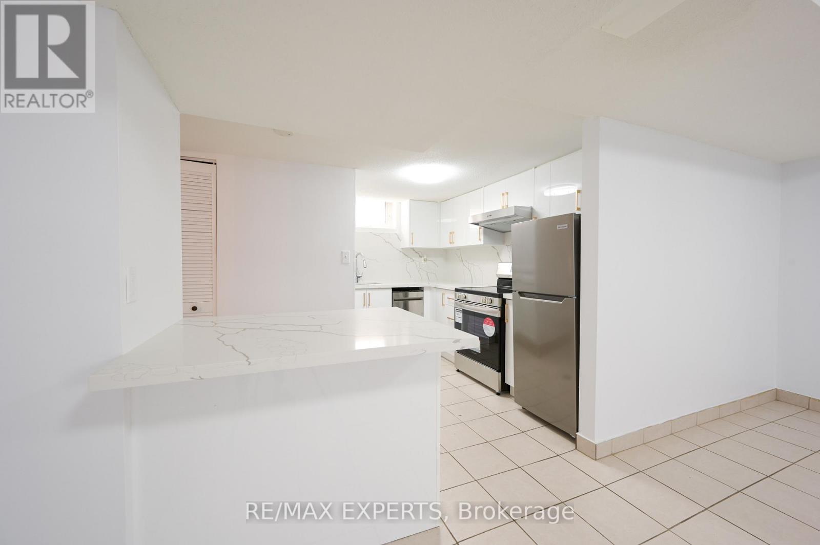 Bsmt - 59 Silver Arrow Crescent, Vaughan, Ontario  L6A 1K3 - Photo 12 - N13240254
