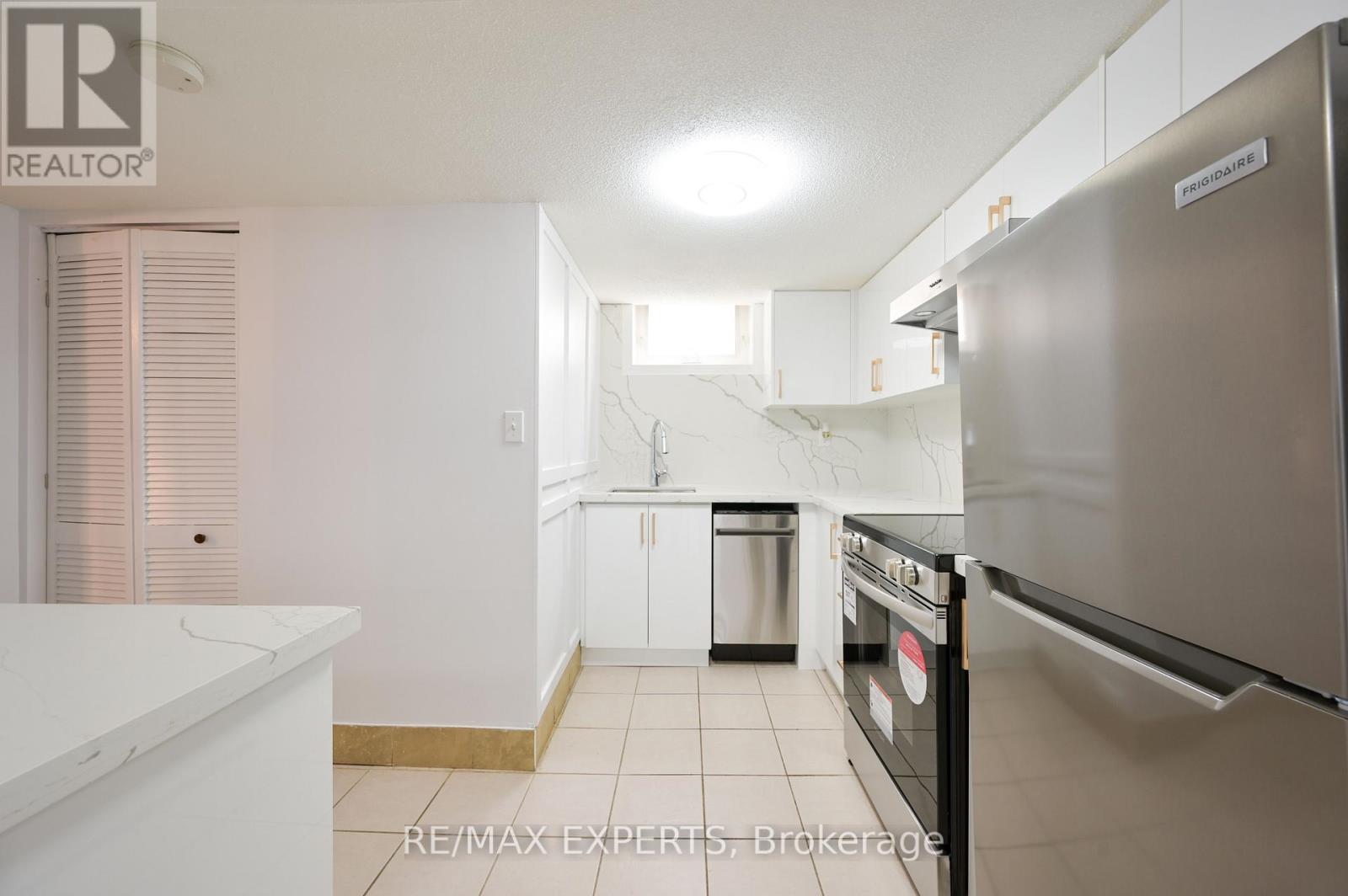 Bsmt - 59 Silver Arrow Crescent, Vaughan, Ontario  L6A 1K3 - Photo 15 - N13240254