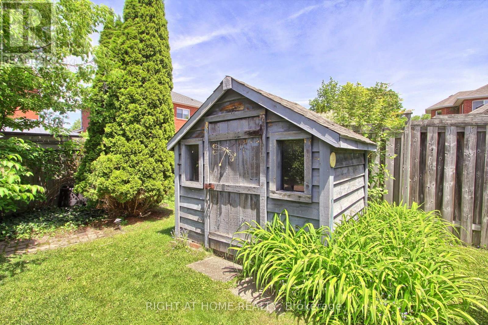 50 Dovedale Drive, Georgina, Ontario  L4P 4C7 - Photo 50 - N13240436