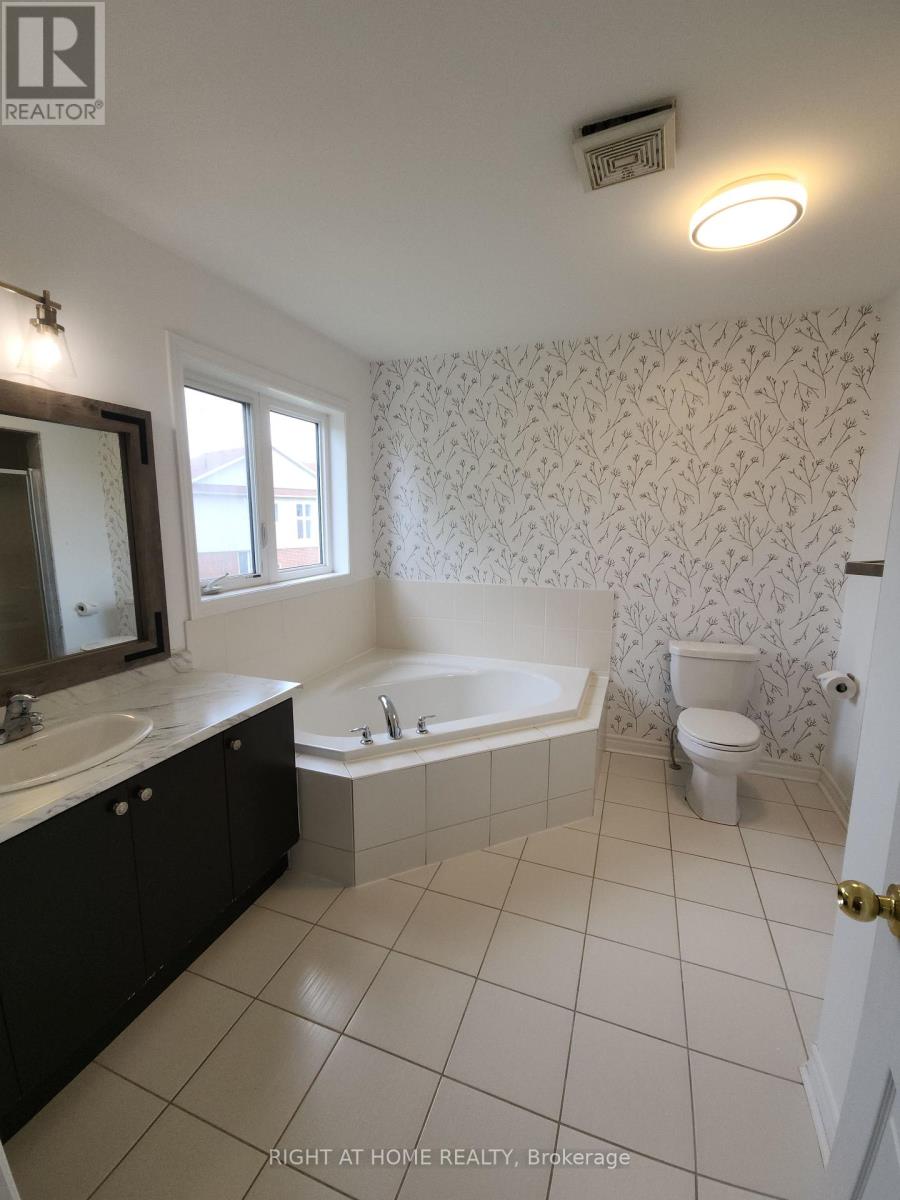 10 Collier Crescent, Essa (Angus), Ontario  L0M 1B5 - Photo 18 - N13240460