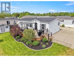 2 PAVILION ROAD, puslinch, Ontario