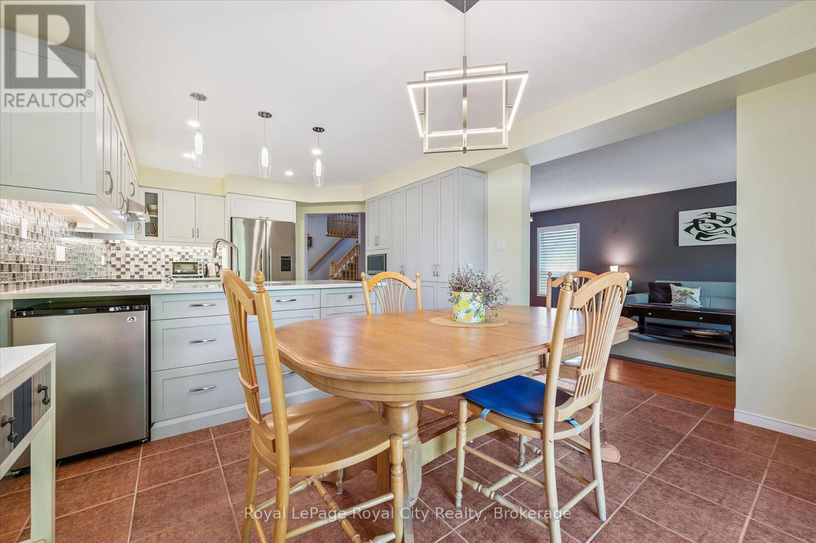 24 Peer Drive, Guelph, Ontario  N1C 1H1 - Photo 11 - X13240710