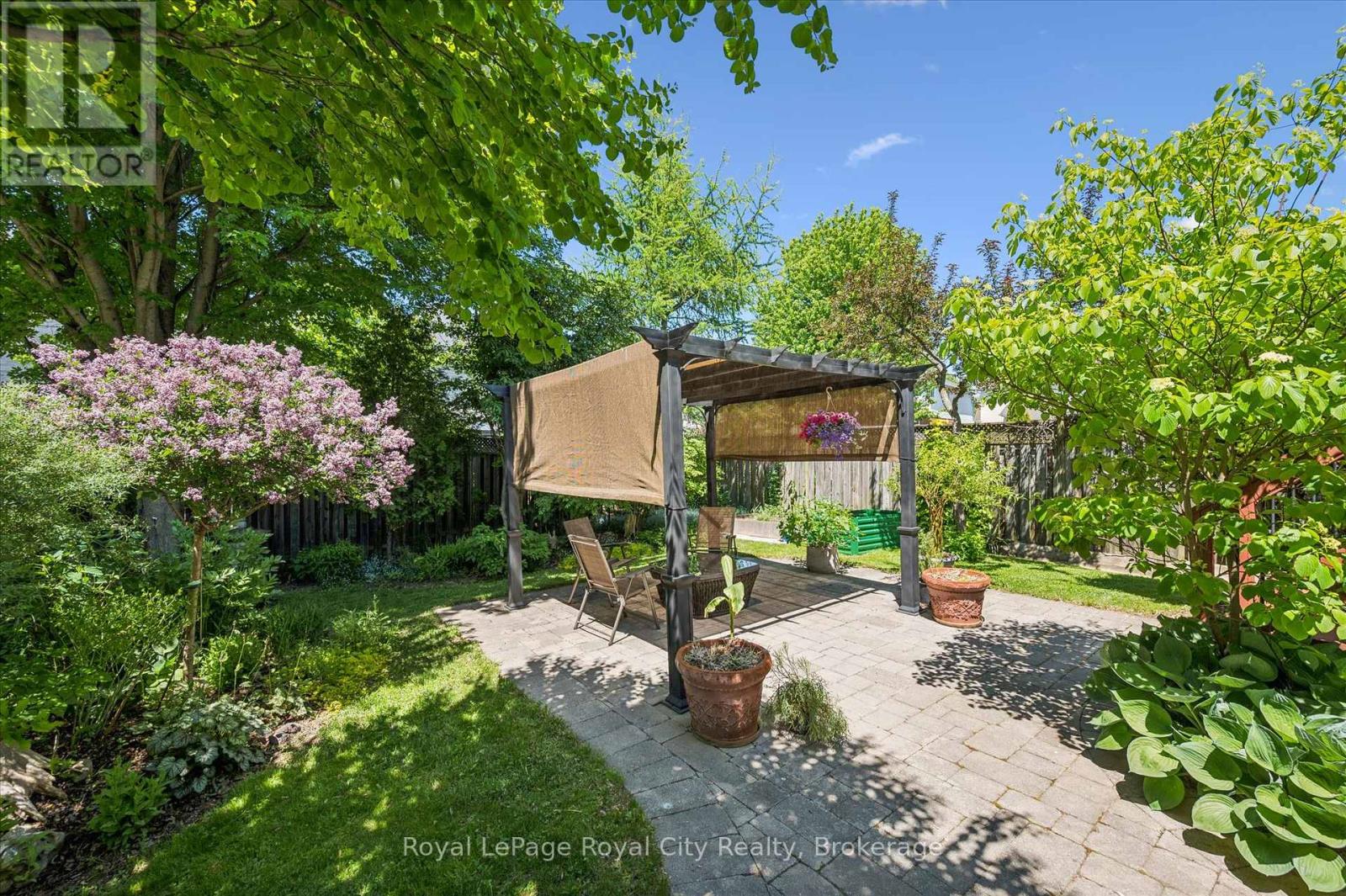 24 Peer Drive, Guelph, Ontario  N1C 1H1 - Photo 41 - X13240710