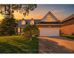 912 PARKWOOD DRIVE