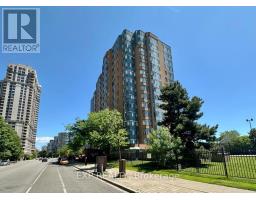 303 - 300 WEBB DRIVE, Mississauga, Ontario