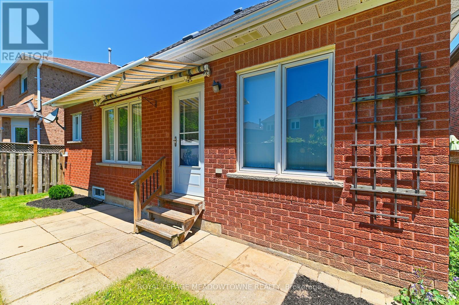 16 Harrop Avenue, Halton Hills, Ontario  L7G 5R2 - Photo 43 - W13240292