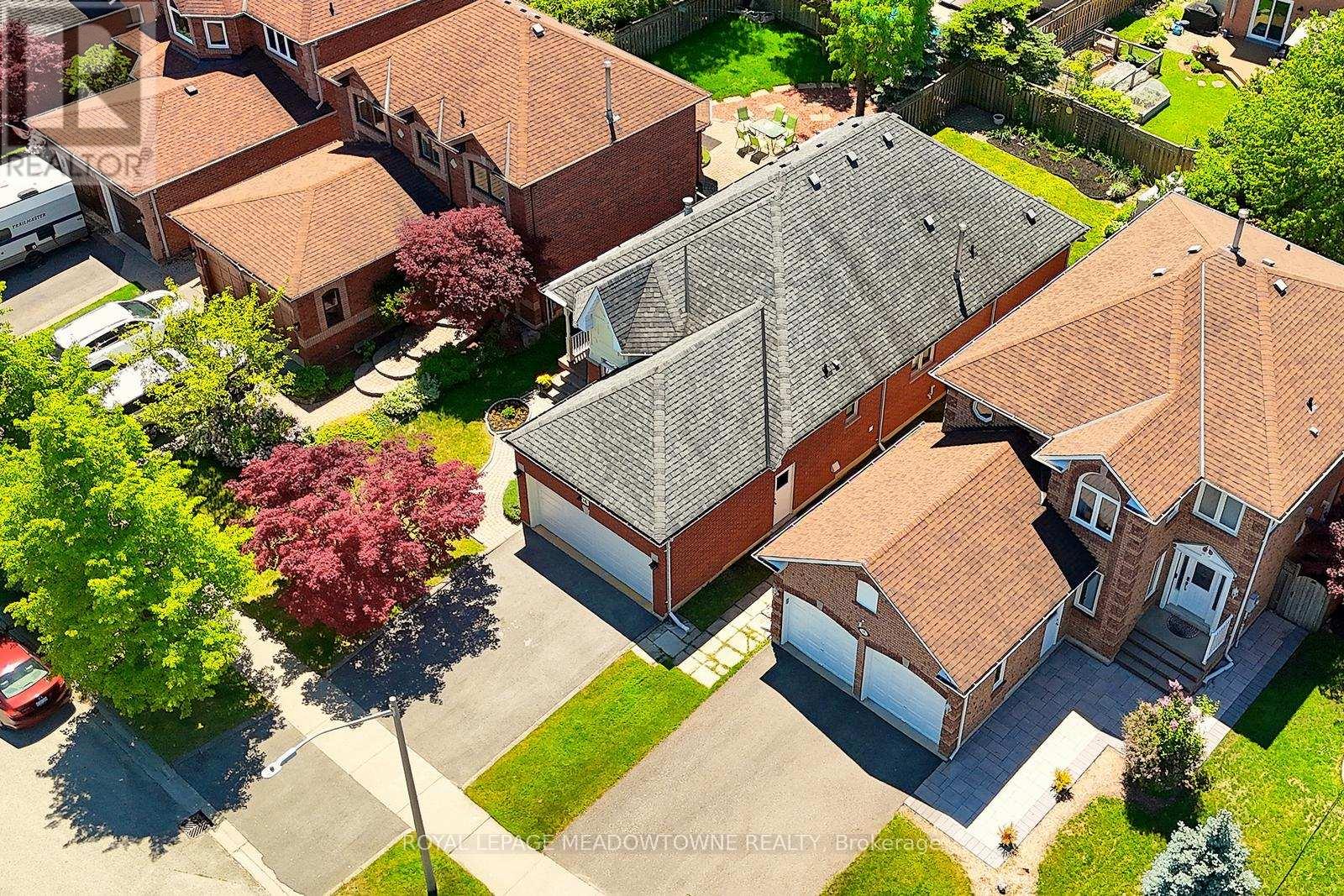 16 Harrop Avenue, Halton Hills, Ontario  L7G 5R2 - Photo 48 - W13240292