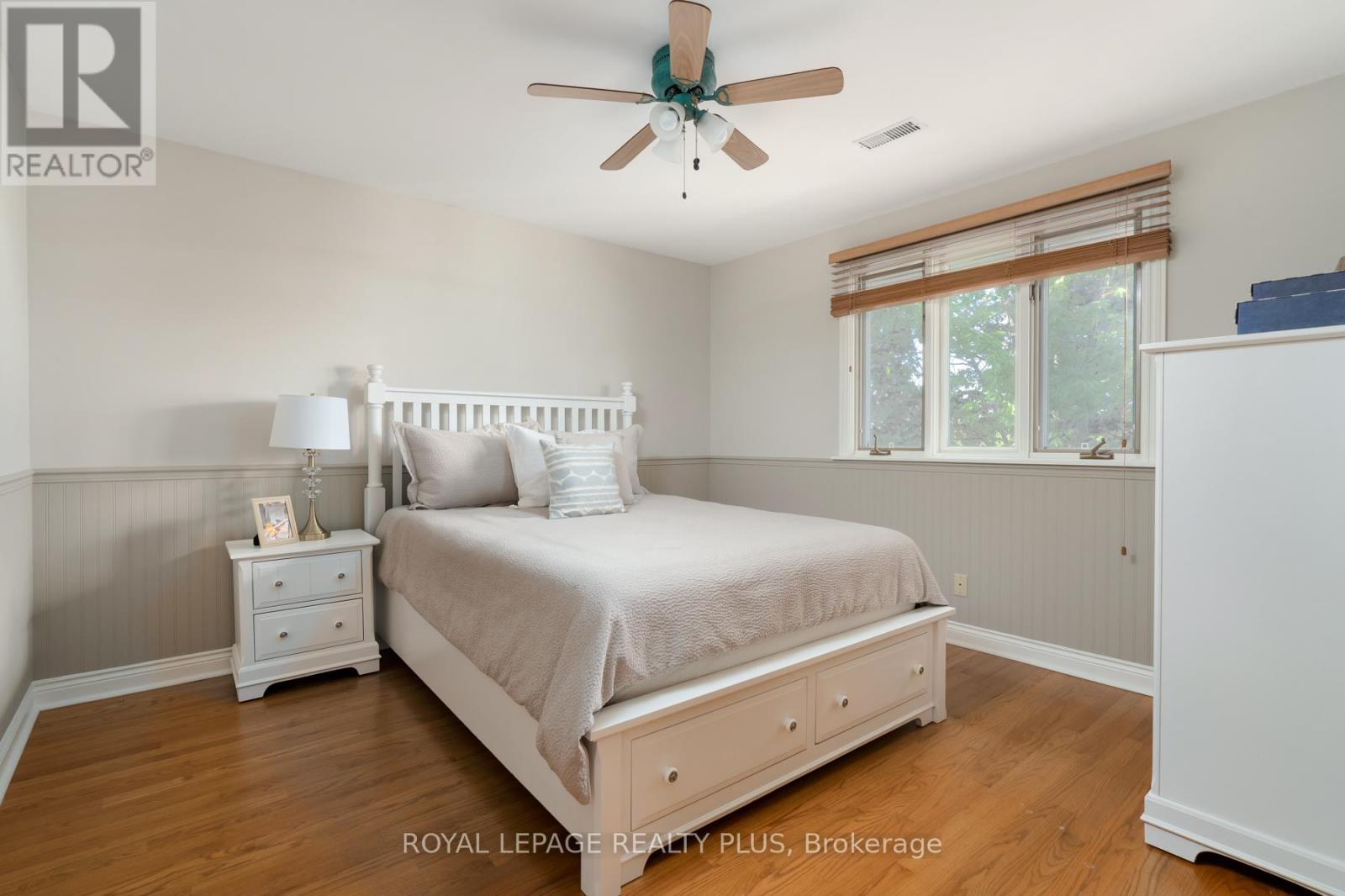 3629 Swirlingleaves Crescent, Mississauga, Ontario  L4Y 3P7 - Photo 29 - W13240370