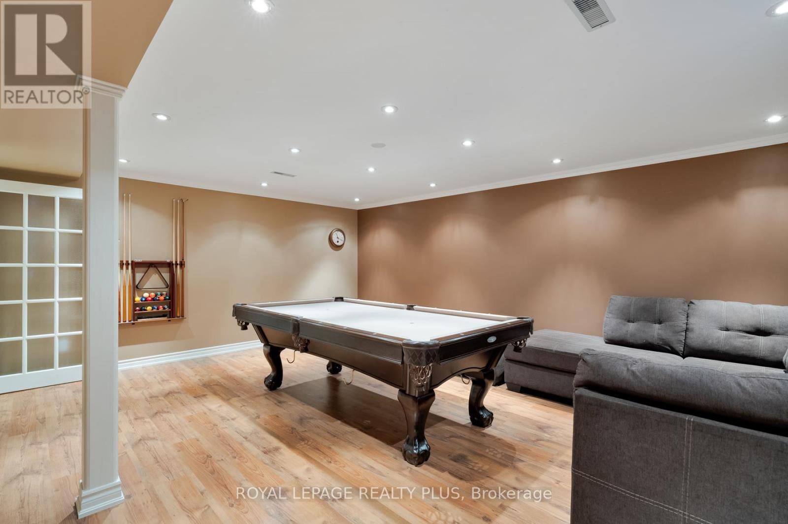 3629 Swirlingleaves Crescent, Mississauga, Ontario  L4Y 3P7 - Photo 36 - W13240370