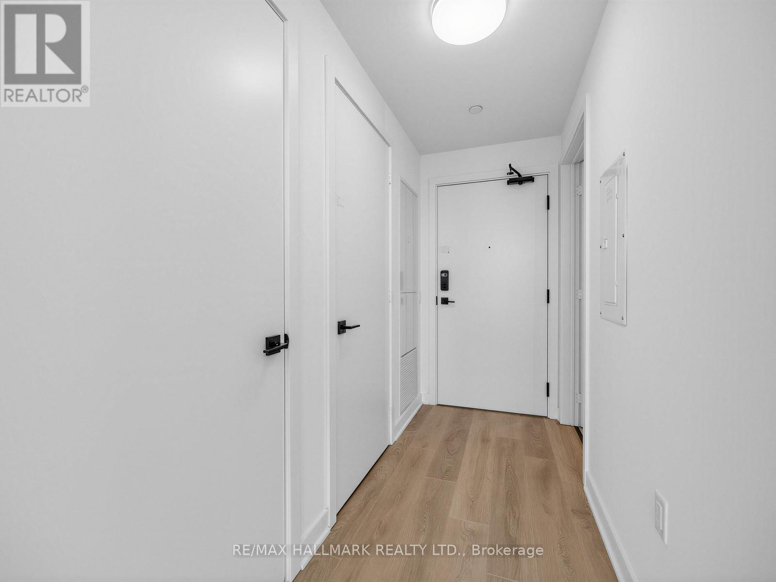 1805 - 1185 Dupont Street, Toronto, Ontario  M6H 0G5 - Photo 4 - W13240406