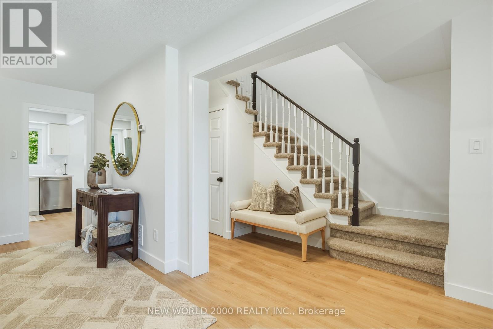 644 Amelia Crescent, Burlington, Ontario  L7L 6E5 - Photo 12 - W13240424