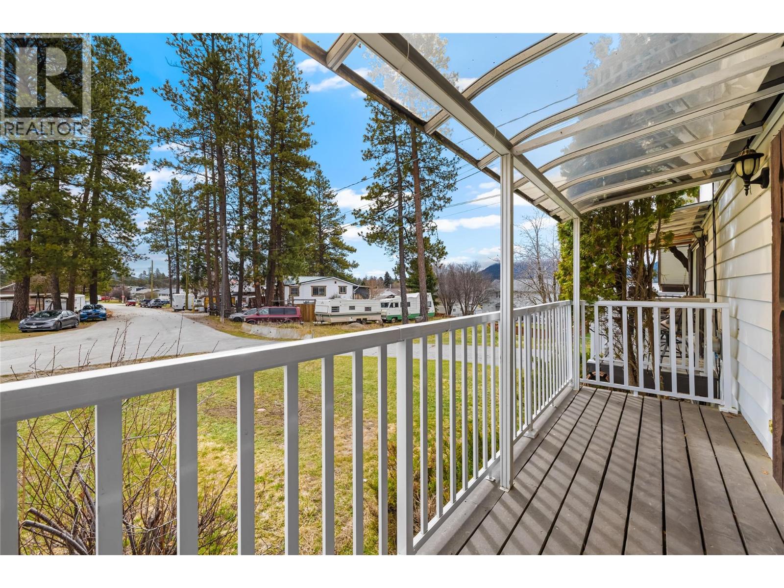 635 307 Avenue, Kimberley, British Columbia V1A 3G8 - Photo 13 - 10383456