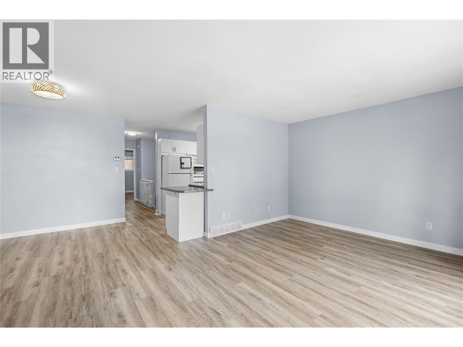 635 307 Avenue, Kimberley, British Columbia V1A 3G8 - Photo 10 - 10383456