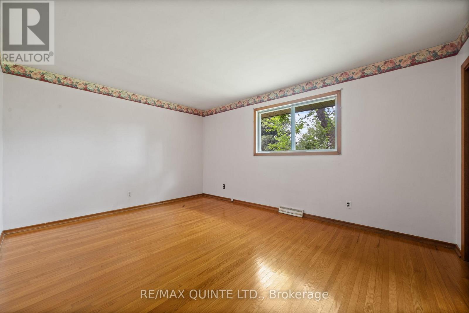 1462 County Road 12, Prince Edward County, Ontario  K0K 2T0 - Photo 17 - X12686406