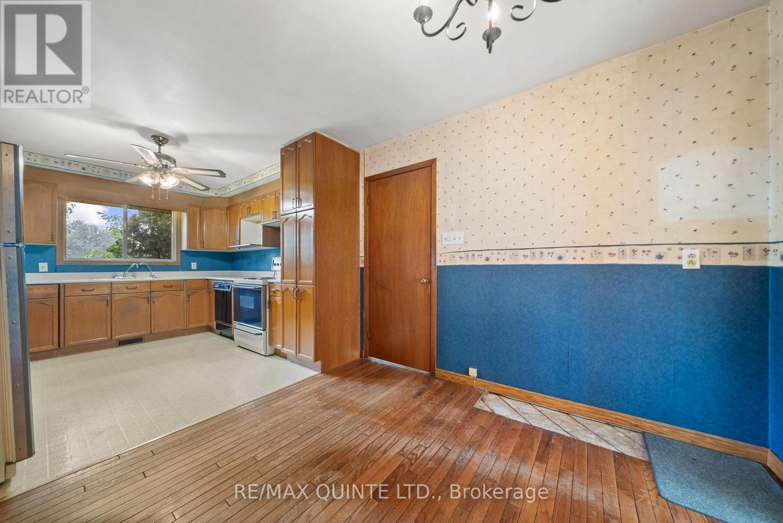 1462 County Road 12, Prince Edward County, Ontario  K0K 2T0 - Photo 10 - X12686406