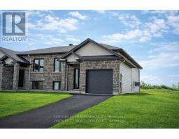238 EAST RIDGE DRIVE, Cornwall, Ontario