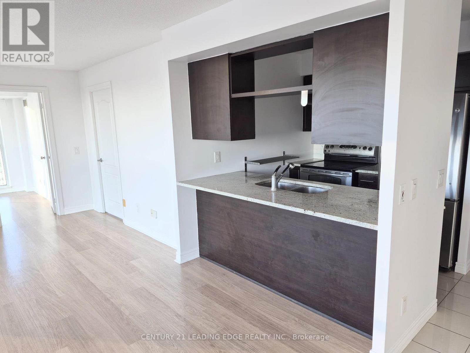 2704 - 60 Town Centre Court, Toronto, Ontario  M1P 0B1 - Photo 7 - E13138526