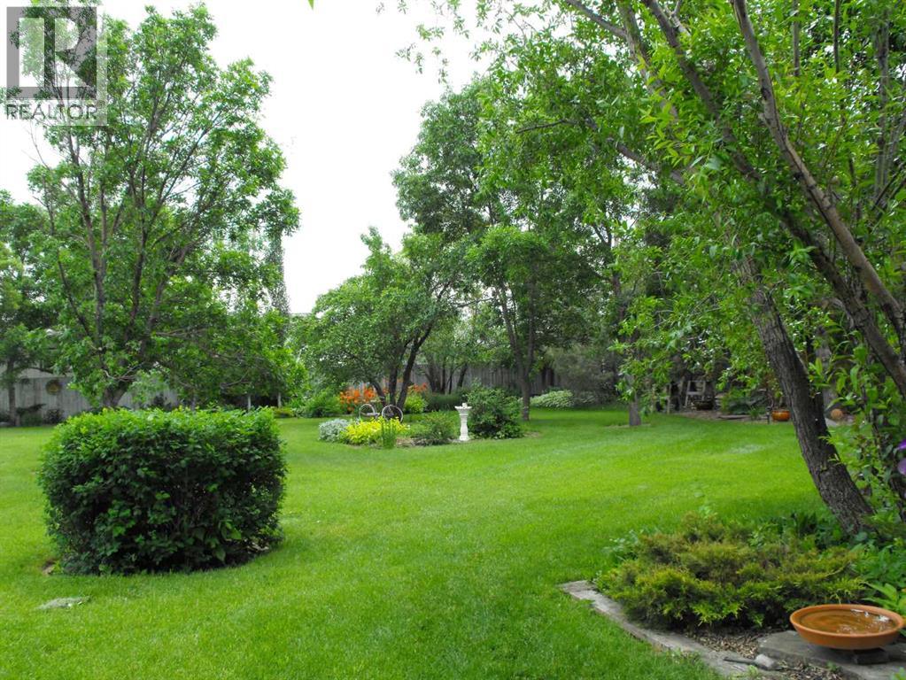 112 Grey Street, Granum, Alberta