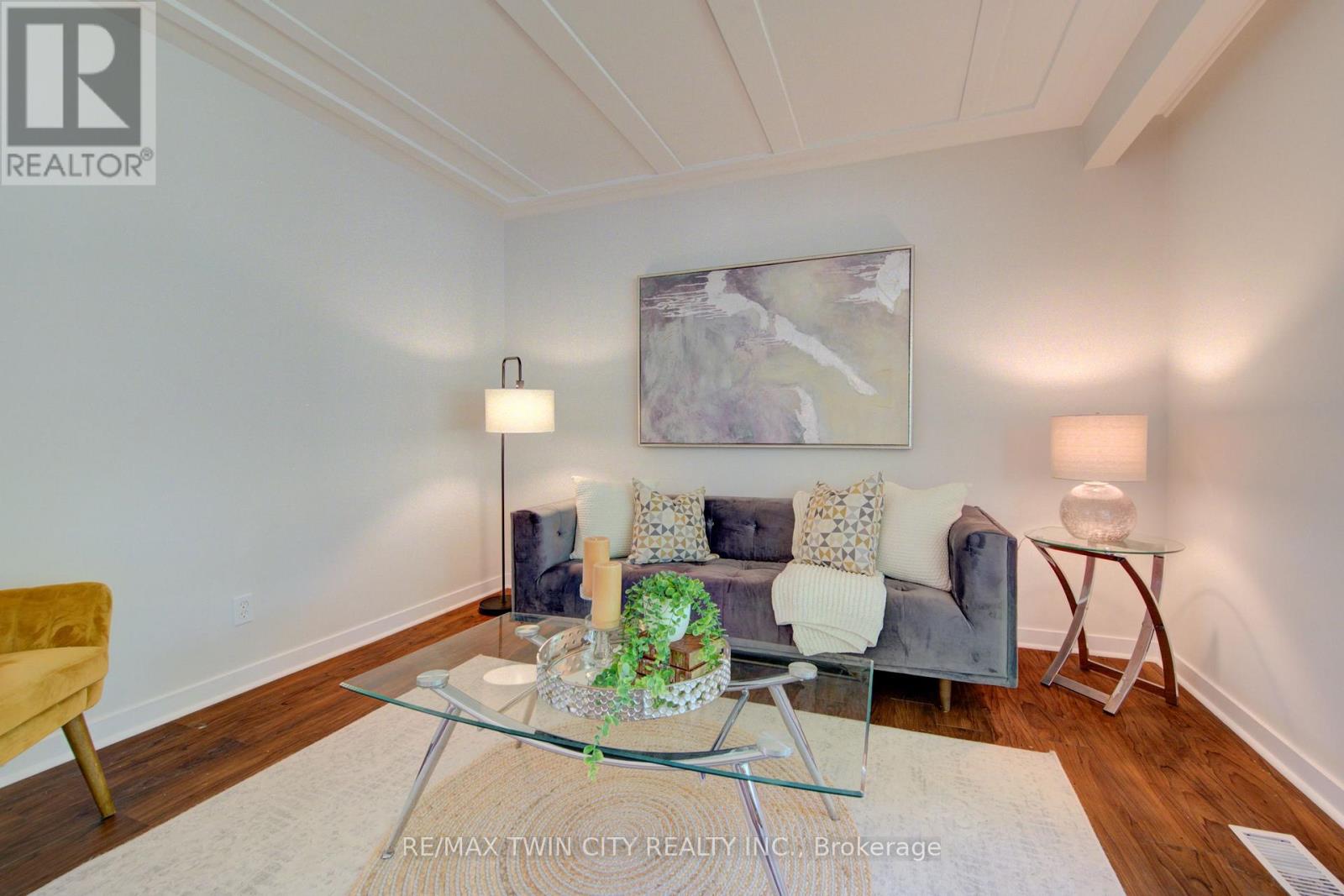 68 Kingslea Drive E, Hamilton, Ontario  L8T 4A3 - Photo 8 - X13240340