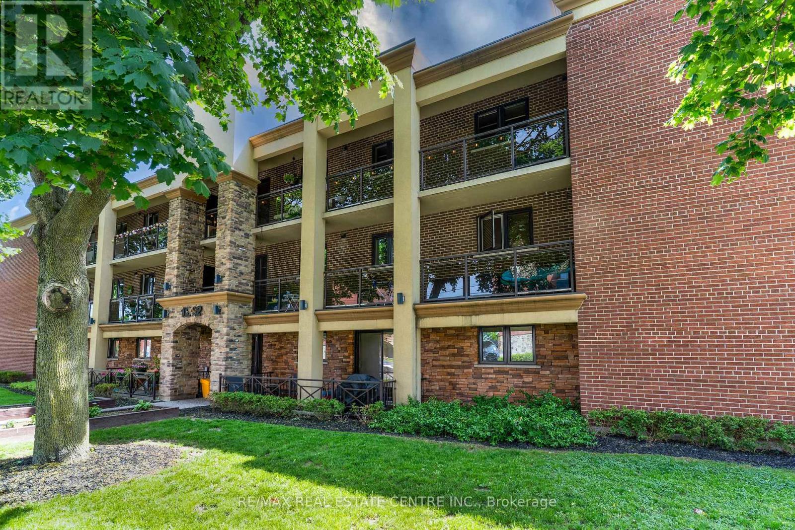 304 - 1212 FENNELL AVENUE E, Hamilton, Ontario