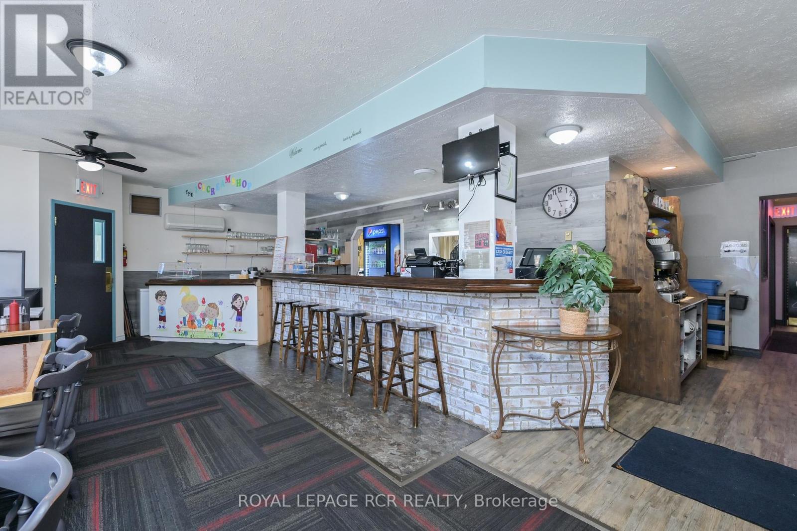 274 10th Street, Hanover, Ontario  N4N 1P2 - Photo 11 - X13240428