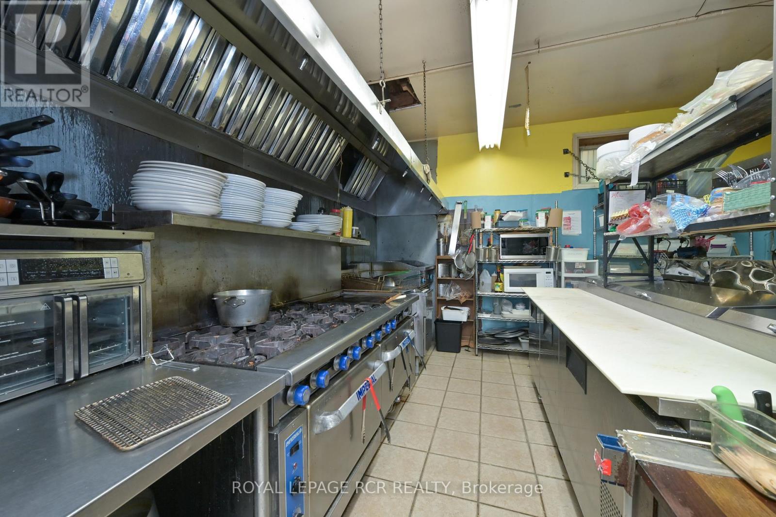 274 10th Street, Hanover, Ontario  N4N 1P2 - Photo 21 - X13240428
