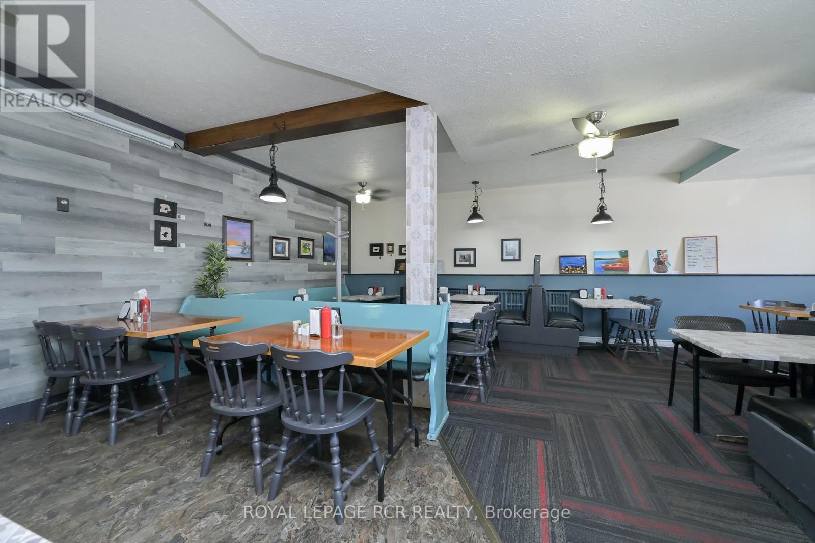 274 10th Street, Hanover, Ontario  N4N 1P2 - Photo 6 - X13240428