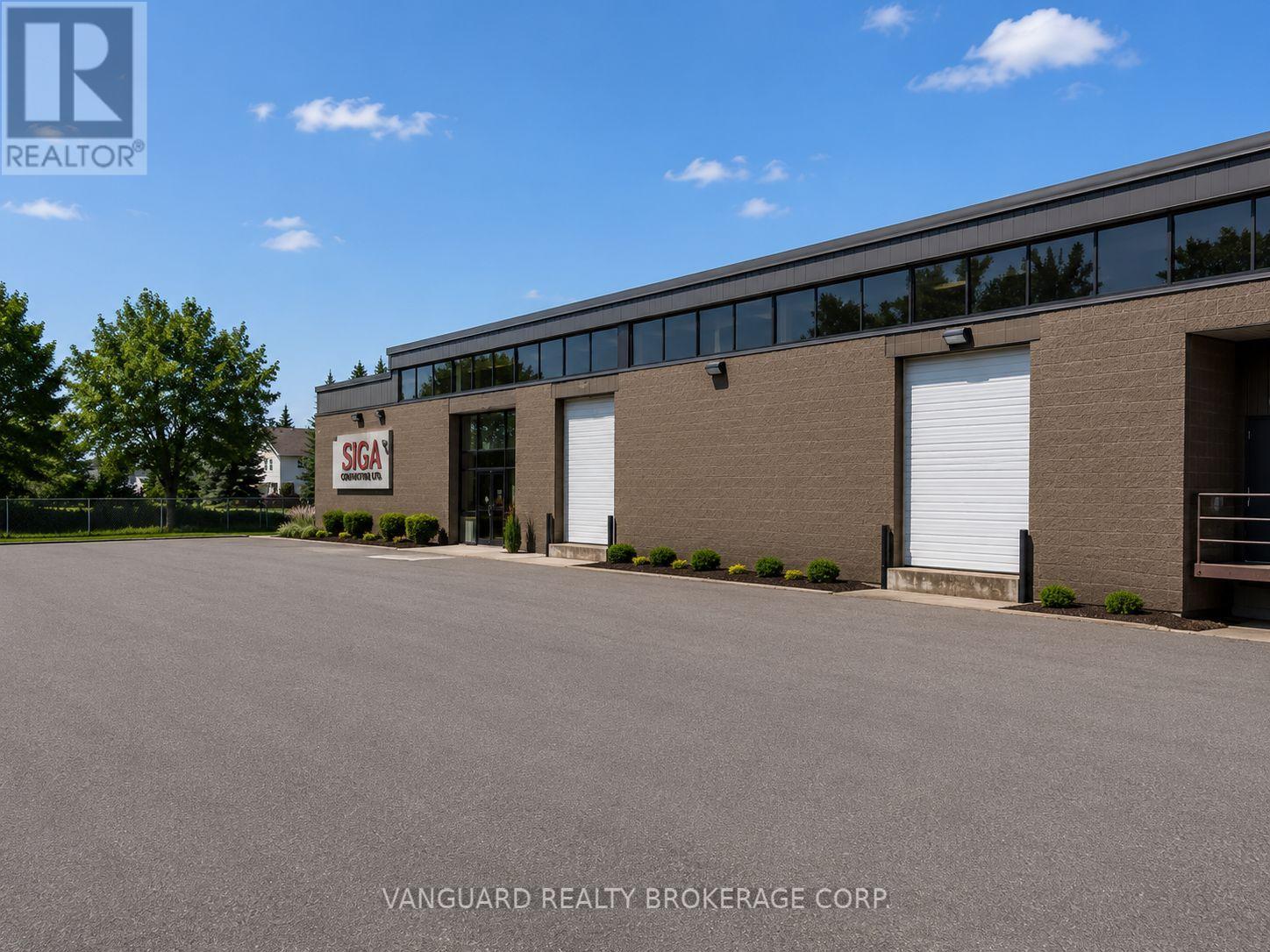52 Colville Road, Toronto, Ontario  M6M 2Y4 - Photo 2 - W12874950