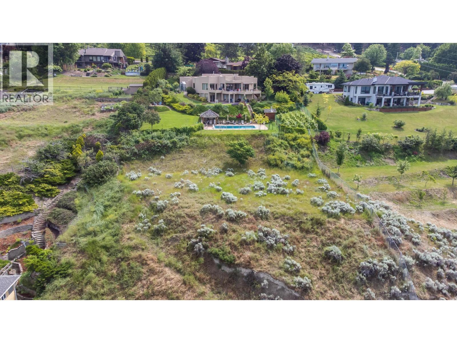 11263 Maddock Avenue Lake Country Photo 4
