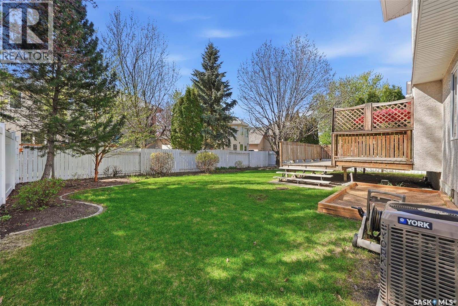 118 Hinitt Place, Saskatoon, Saskatchewan  S7N 4M6 - Photo 37 - SK038236
