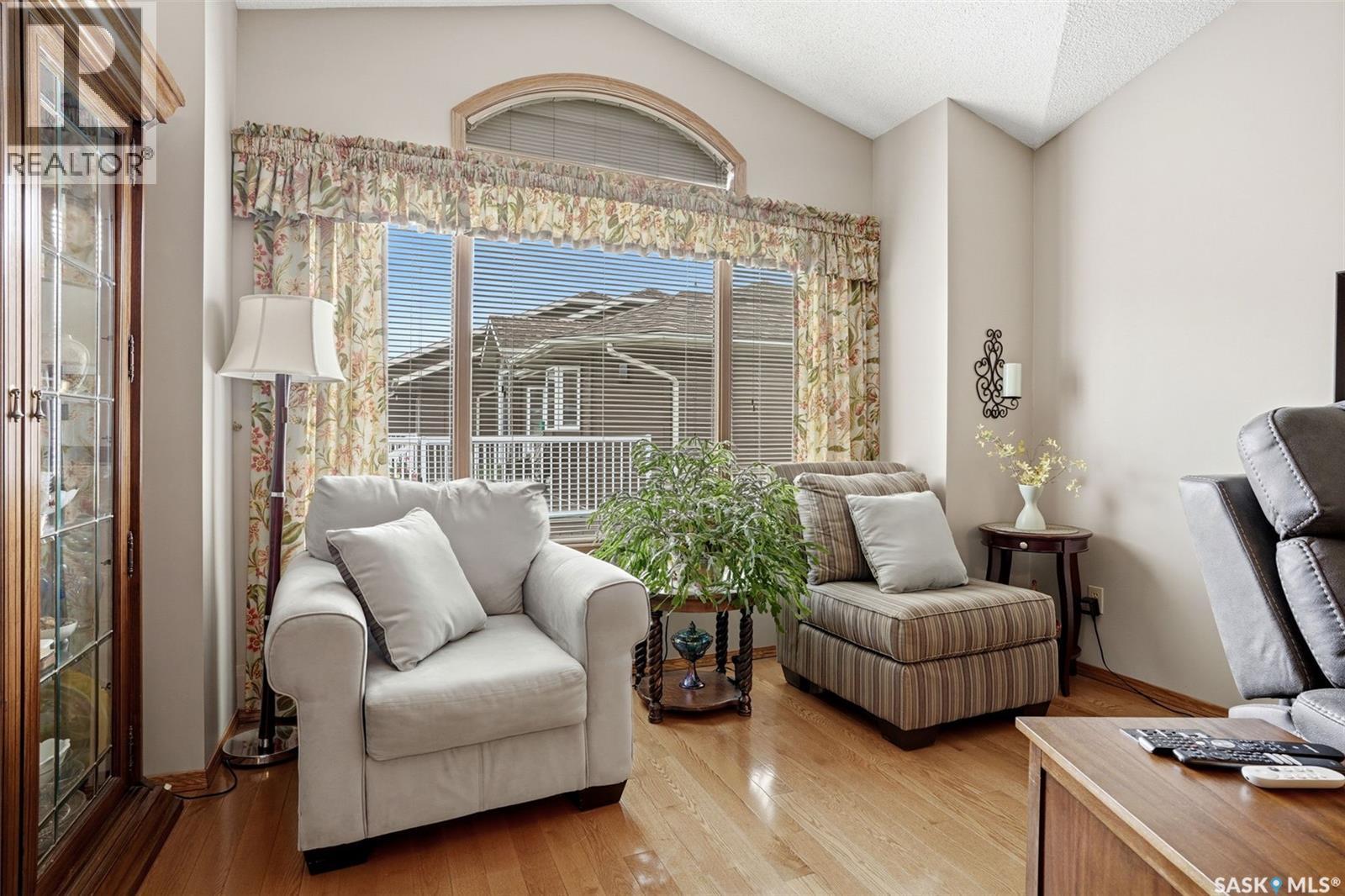 22 Kensington Crescent, Regina, Saskatchewan  S4S 7G6 - Photo 6 - SK038222