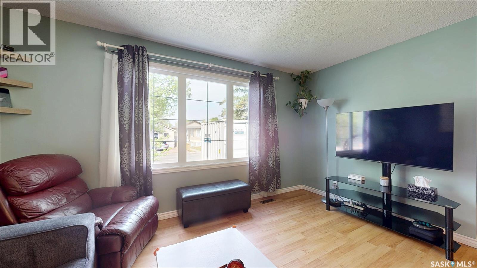 409 Cornwall Street, Regina, Saskatchewan  S4R 2G9 - Photo 7 - SK038045