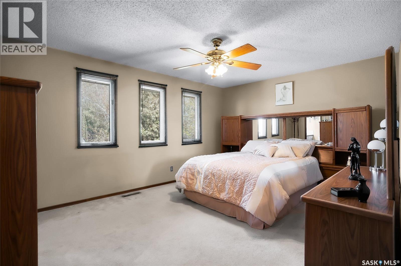 2 Cambridge Crescent, Saskatoon, Saskatchewan  S7H 3P8 - Photo 37 - SK037966