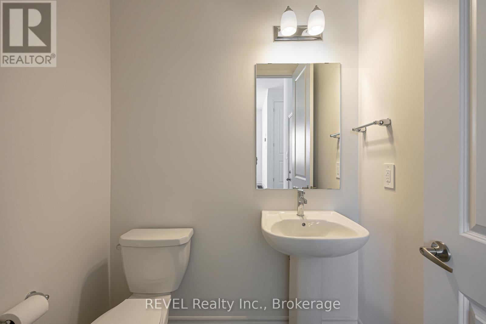 6 Rackham Lane, Clarington, Ontario  L1E 0M3 - Photo 12 - E13240904