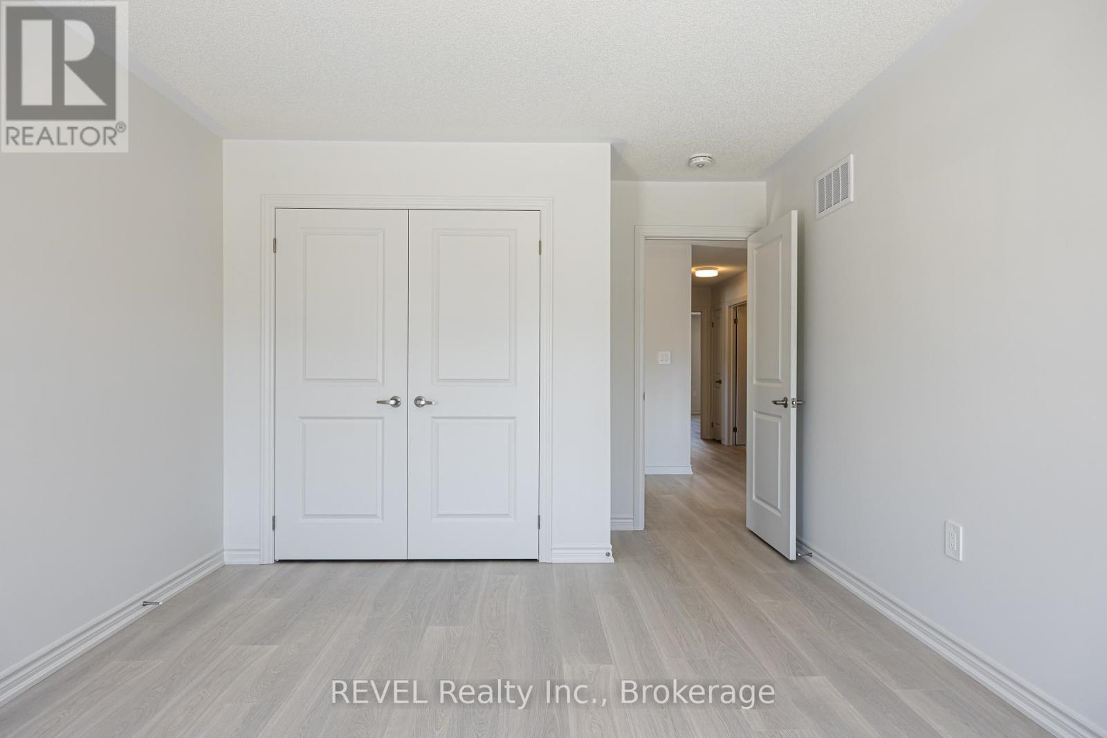 6 Rackham Lane, Clarington, Ontario  L1E 0M3 - Photo 16 - E13240904