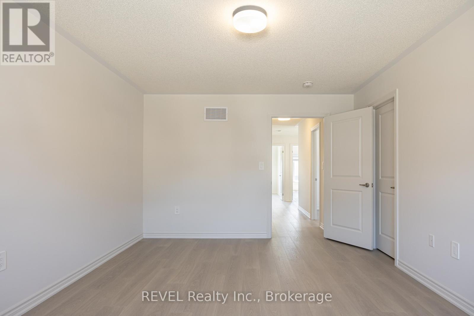 6 Rackham Lane, Clarington, Ontario  L1E 0M3 - Photo 26 - E13240904