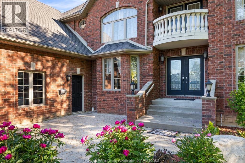 870 Mcrae Avenue, Kingsville, Ontario  N9Y 2R8 - Photo 2 - 26004865