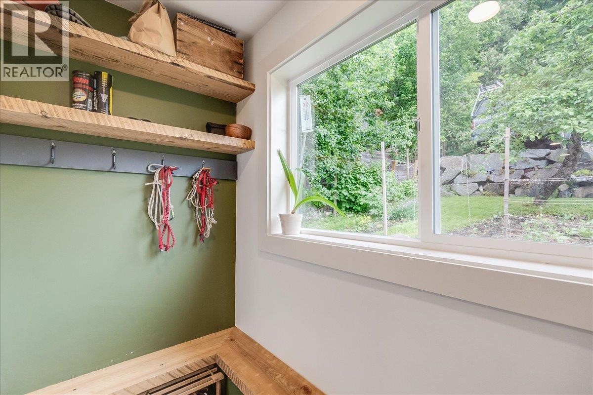 720 Latimer Street, Nelson, British Columbia  V1L 4V4 - Photo 28 - 10389936