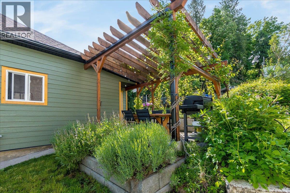 720 Latimer Street, Nelson, British Columbia  V1L 4V4 - Photo 45 - 10389936