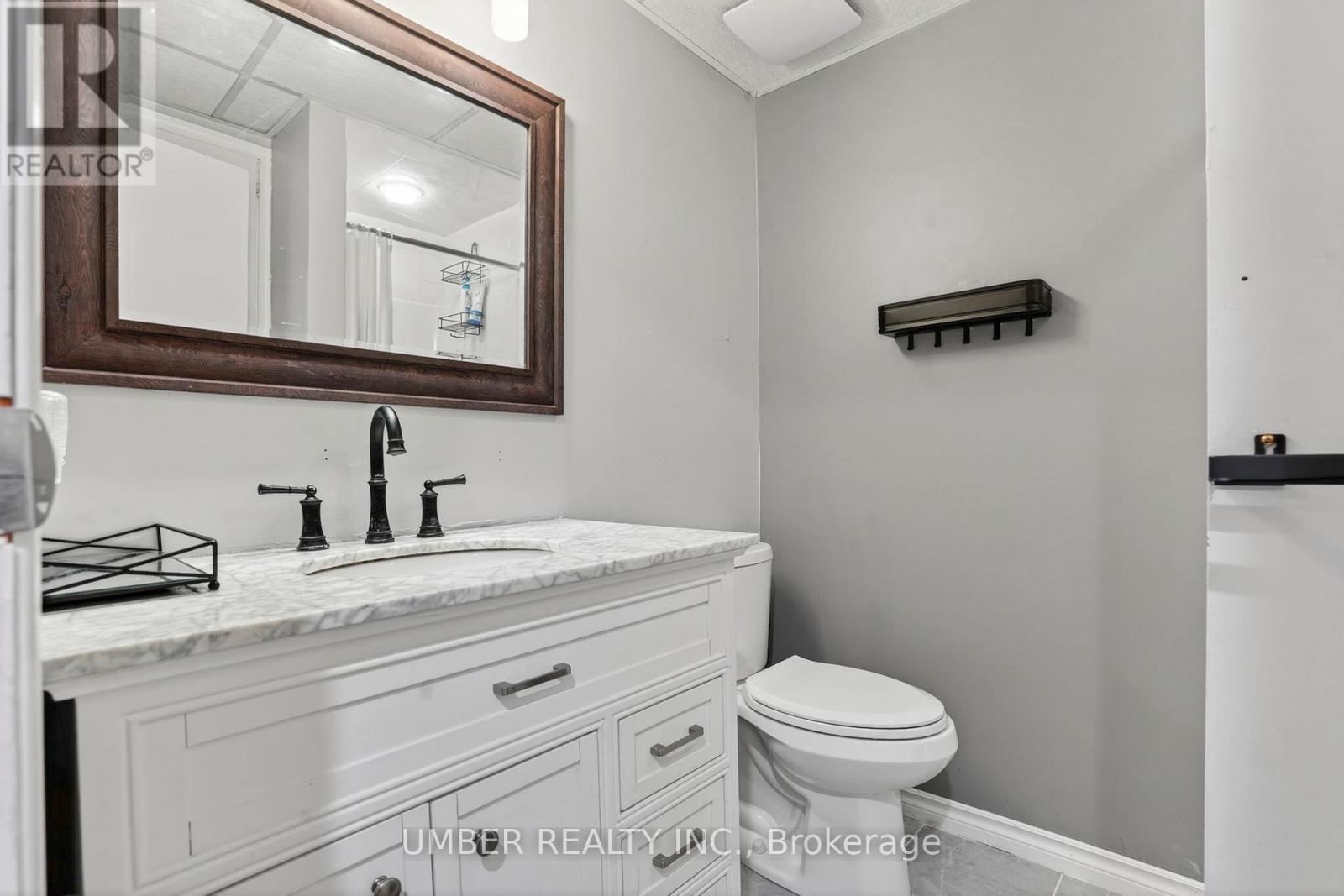 258 Anglehart Avenue, Ottawa, Ontario  K1E 2V9 - Photo 36 - X13240924