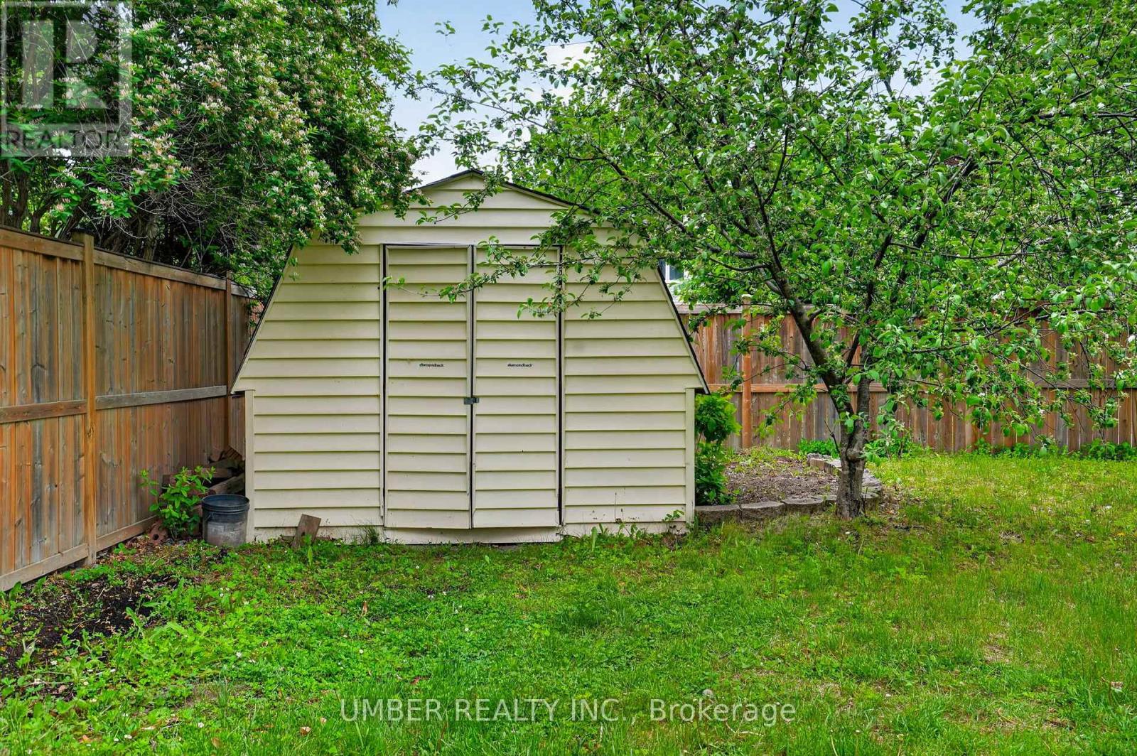 258 Anglehart Avenue, Ottawa, Ontario  K1E 2V9 - Photo 41 - X13240924